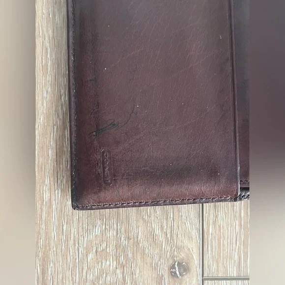 Vintage COACH Leather Tri Fold Brown Wallet neutral chic leather - Picture 5 of 13